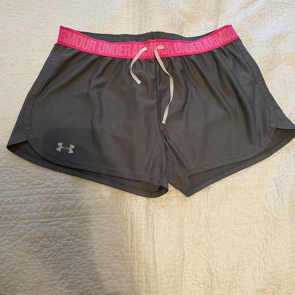 EUC Under Armour Heatgear Shorts
